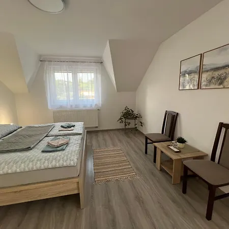 Platan, Stefan Puchalik