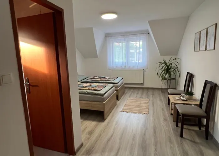 Platan Pensionat Bartosovce